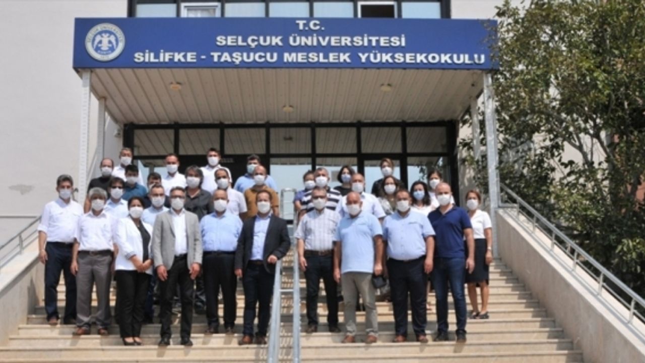 Selçuk Üniversitesi Rektörü Aksoy, Silifke'de ziyaret ve incelemelerde bulundu