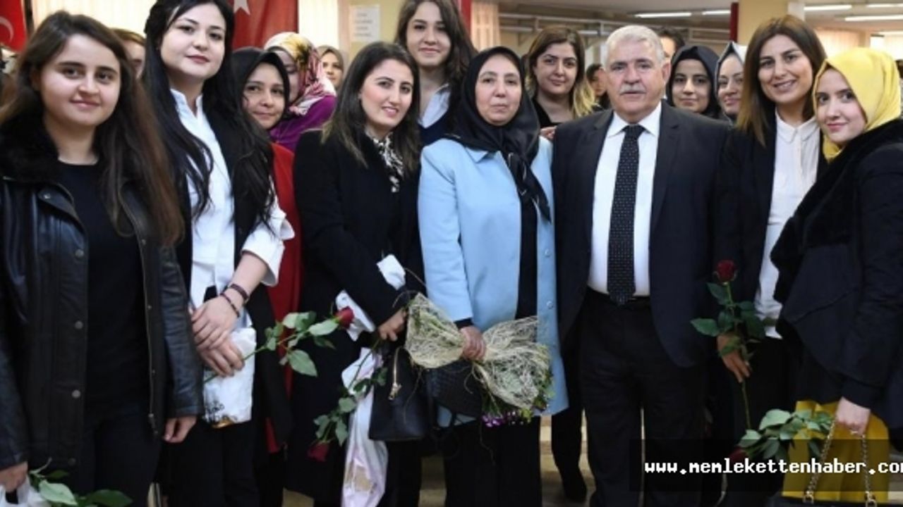 BAŞKAN MAHÇİÇEK’TEN 8 MART DÜNYA KADINLAR GÜNÜ MESAJI