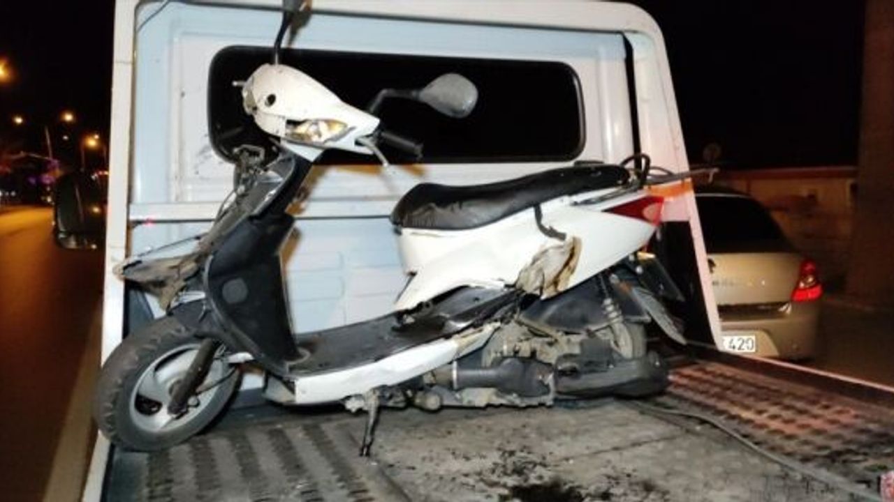 Antalya'da otomobil ile çarpışan motosikletin sürücüsü hayatını kaybetti