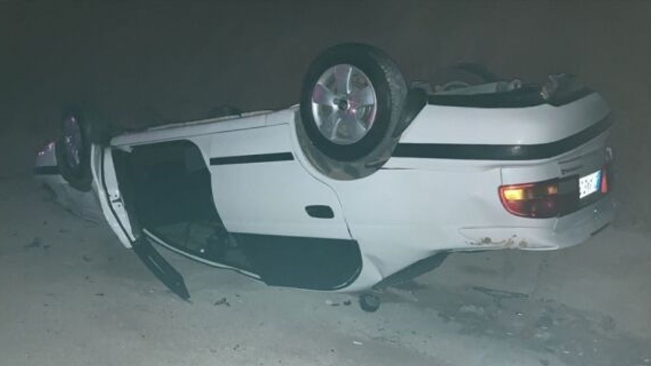 Adana'da iki otomobilin çarpışması sonucu 1 kişi yaralandı