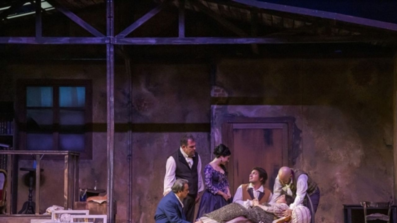 Antalya Devlet Opera ve Balesi, "La Boheme" operasını sahneleyecek