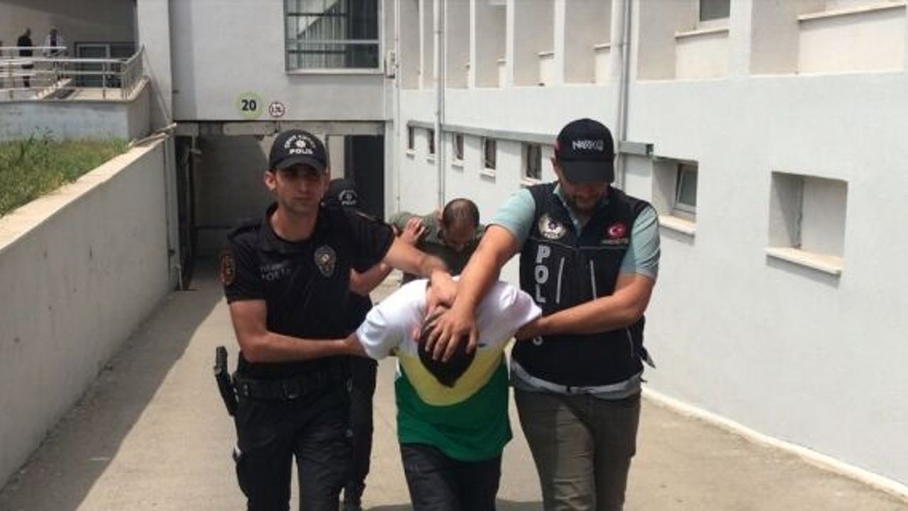Adana'da uyuşturucu operasyonunda yakalanan 3 zanlı tutuklandı