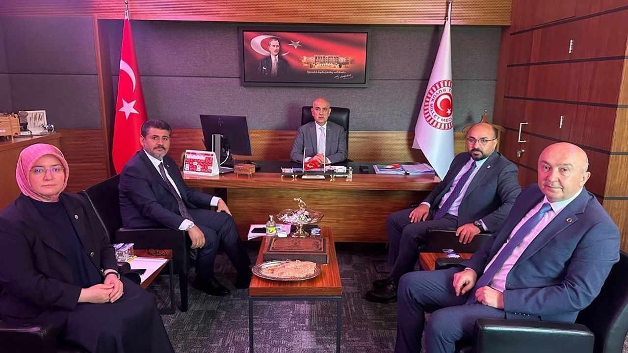 Rektör Yasım Kahramanmaraş Milletvekilleri ile Bir Araya Geldi