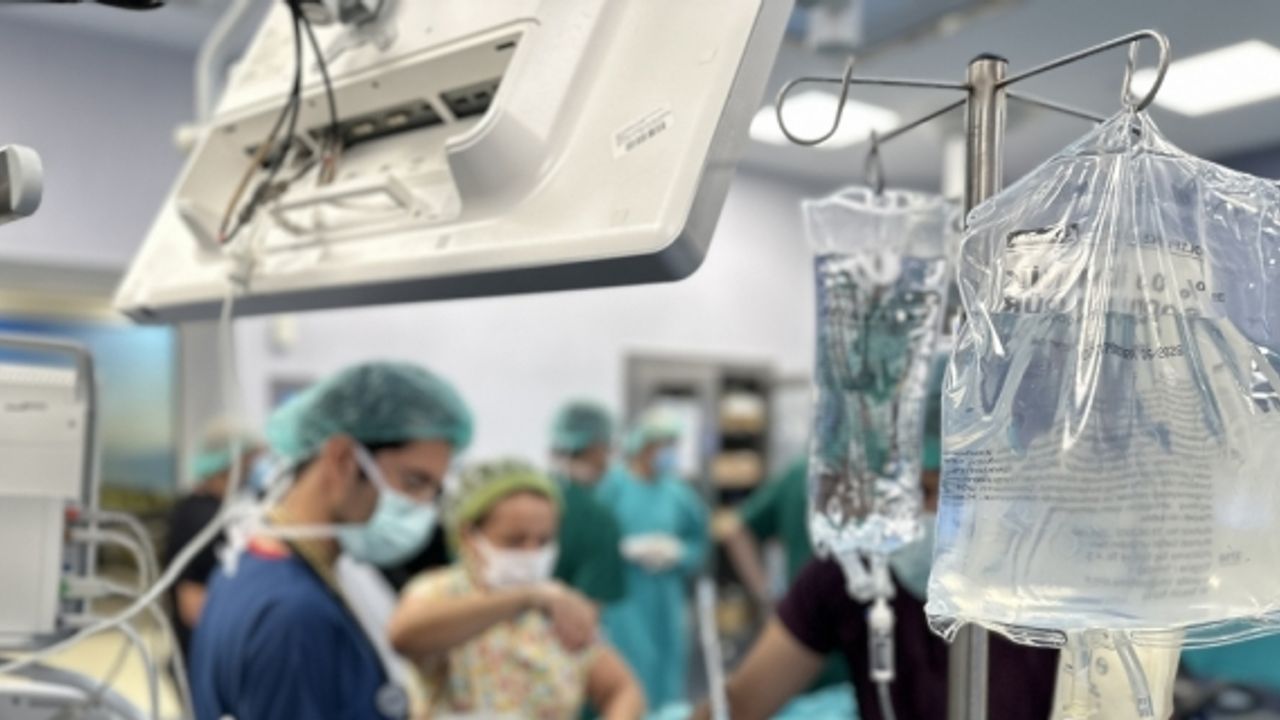 Doğurganlığı zarar görebilecek kadınlara “yumurtalık dokusu dondurma“ seçeneği