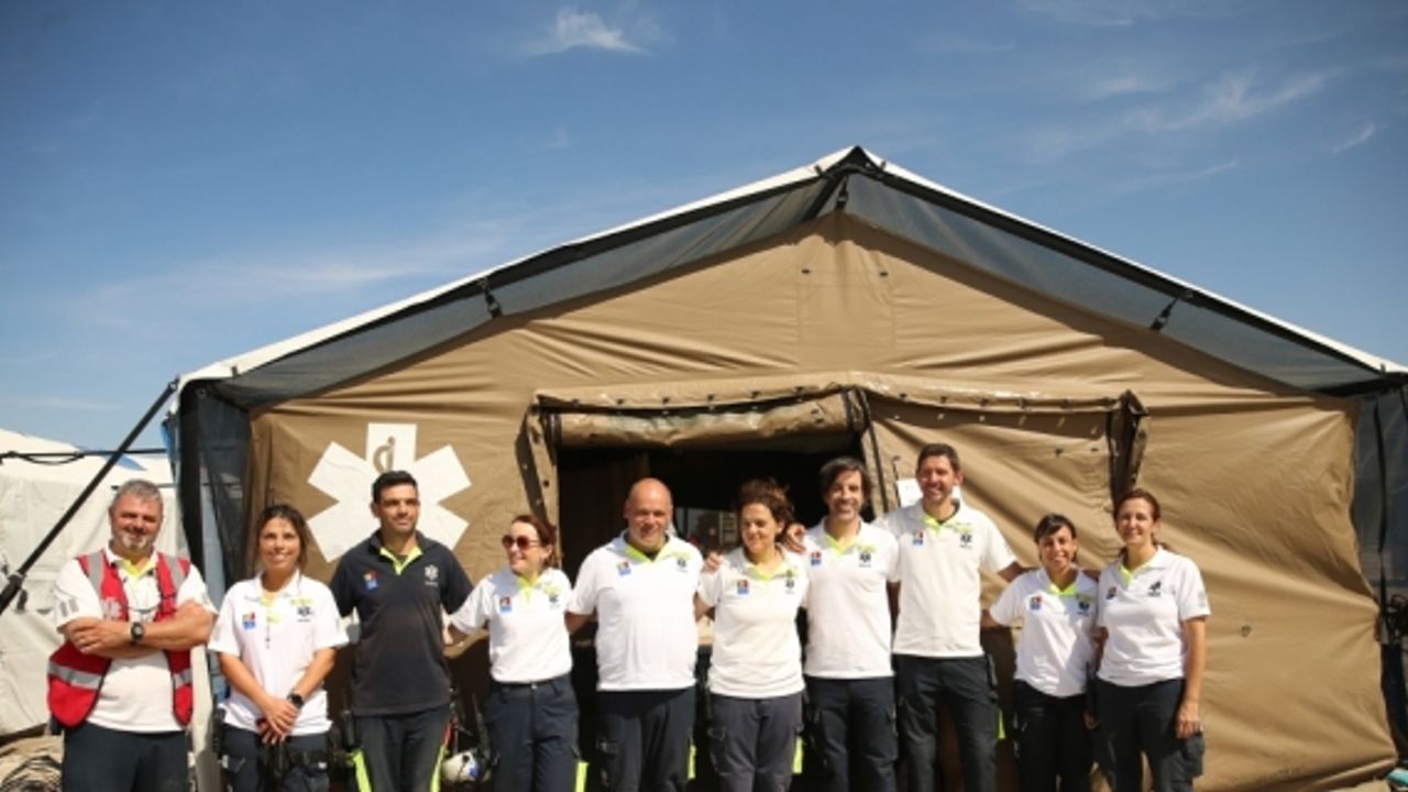 Hatay'da 10 yaşındaki Baran'ı enkazdan kurtaran ekipten Portekizli Racha o anları unutamıyor