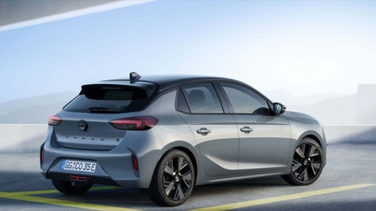Yeni Opel Corsa'ya "En İyi Yeni Tasarım" ödülü