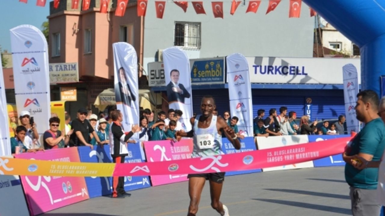 15. Uluslararası Tarsus Yarı Maratonu'nu Kenyalı atletler kazandı