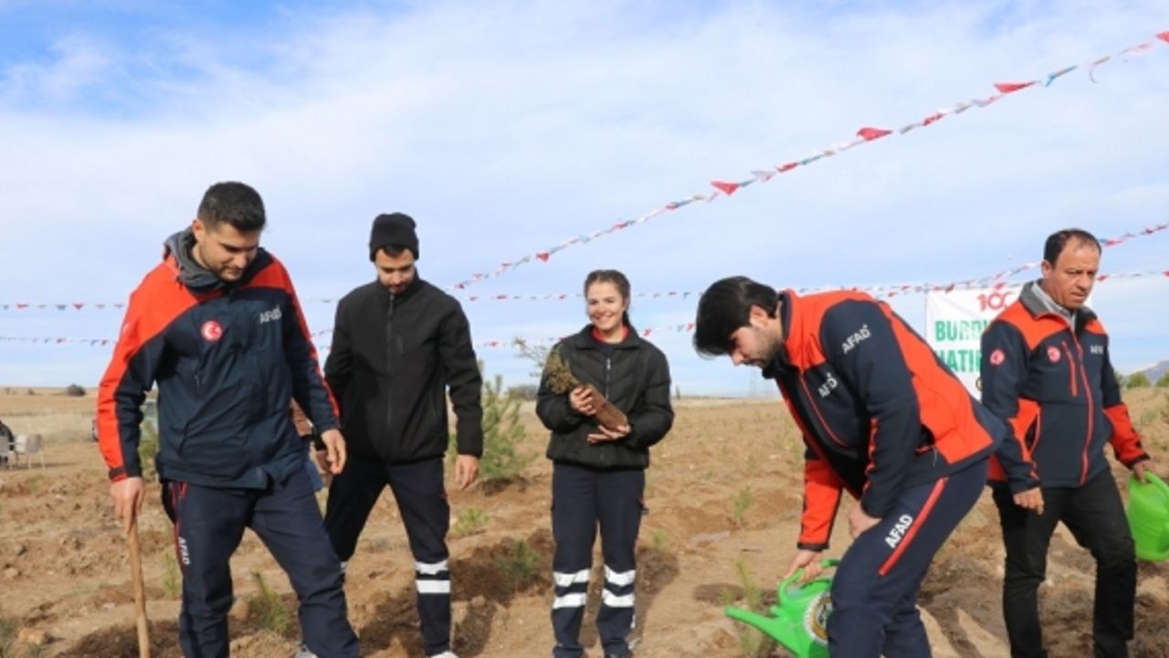 Burdur'da Valilik 100. Yıl Hatıra Ormanı oluşturuldu