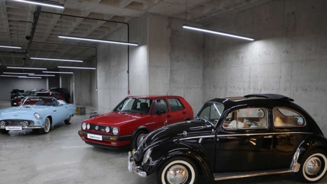 Klasik araç müzayedesinde 15 milyon 350 bin liralık satış