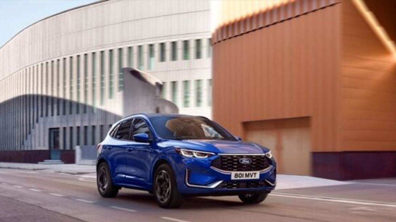 Ford'un en çok satan SUV modeli Kuga, yenilendi