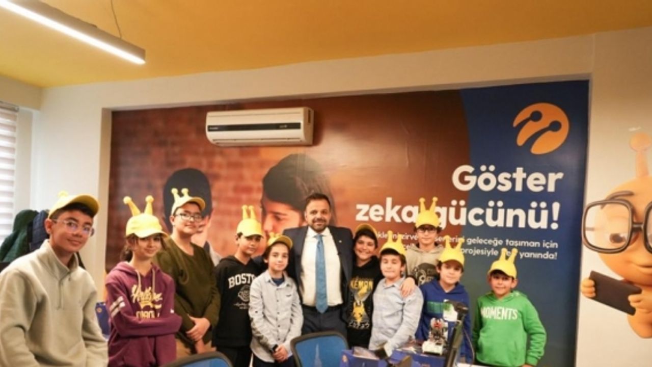 Turkcell, "Zeka Gücü" ile Türkiye'nin yarınlarını şekillendiriyor