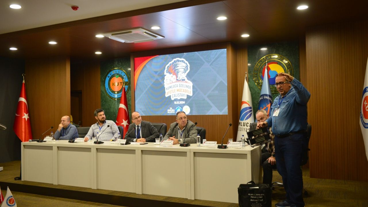 Kumluca'da "Afetle Mücadele" çalıştayı yapıldı