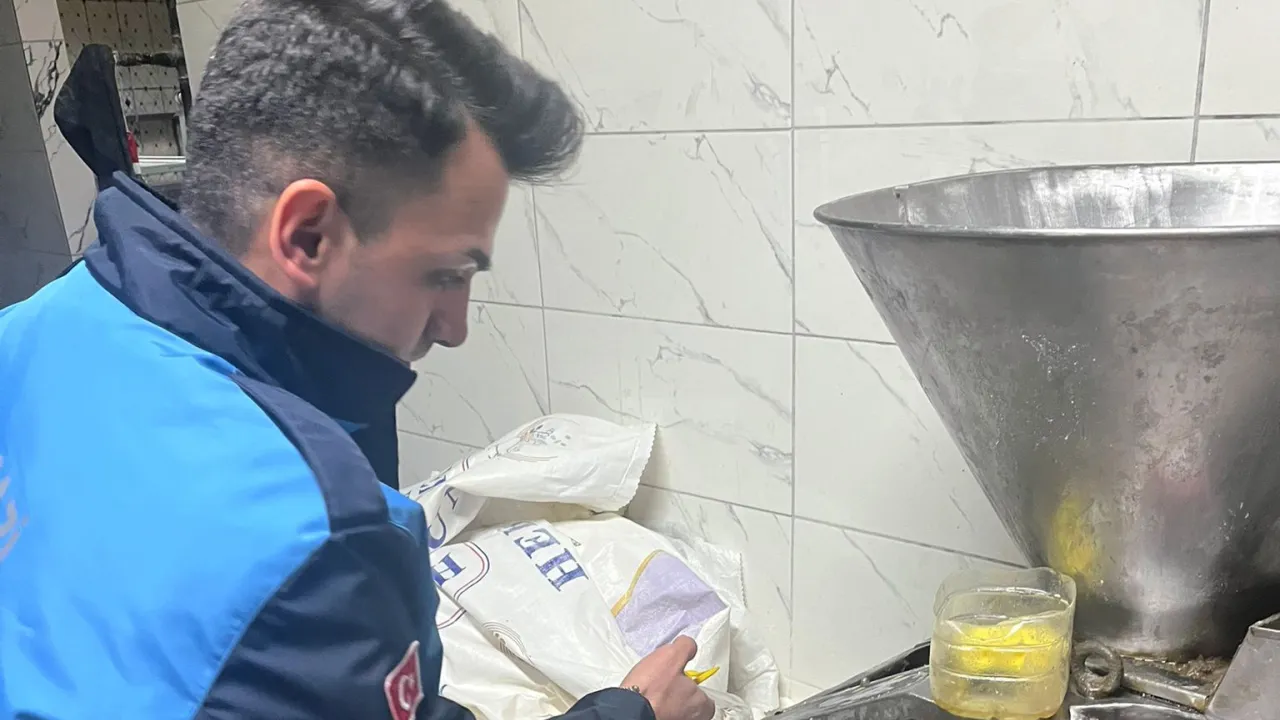 Zabıtadan merdiven altı imalathaneye baskın