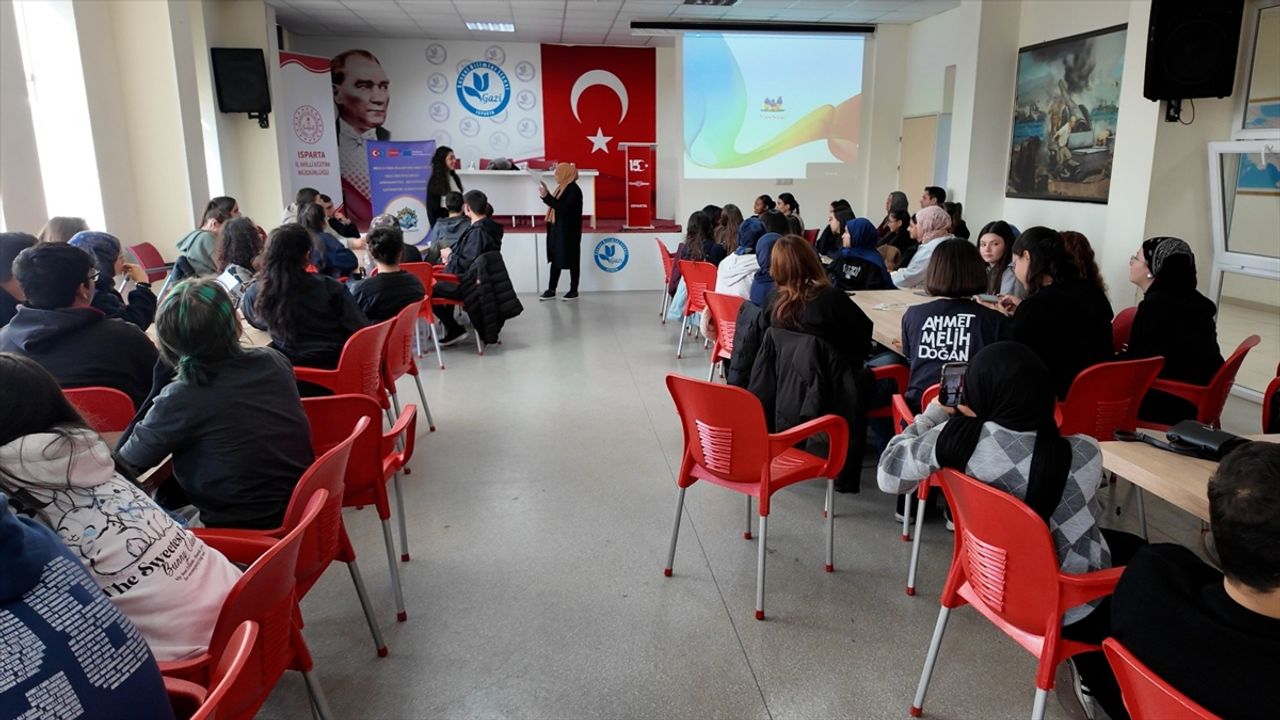 Isparta'da 3. Gençlik Çalıştayı başladı