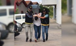 Adana'da genç kadını darbedip çantasını çalan zanlı tutuklandı