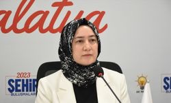 AK Parti Malatya İl Başkan Yardımcısı Zühal Özer, gazetecilerle bir araya geldi