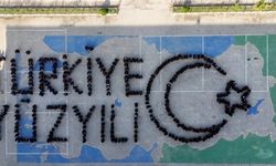 Osmaniye'de öğrencilerden Cumhuriyet'in 100. yılına özel koreografi