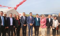 CHP Genel Başkan Yardımcısı Şahbaz, partisinin Hatay İl Başkanlığını ziyaret etti