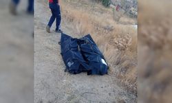 Mersin'de su kuyusu açarken göçük altına kalan 2 kişi öldü