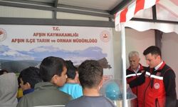 Kahramanmaraş'ta depremzede öğrencilere yerli ürünlerle hazırlanan atıştırmalık dağıtıldı