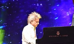 Macar piyanist Havasi, Uluslararası Antalya Piyano Festivali'nde sahne aldı