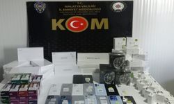 Malatya'da kaçak cep telefonu ile akıllı kol saati ele geçirildi