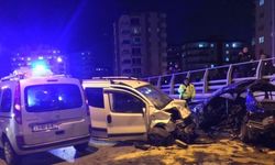 Mersin'de 3 aracın karıştığı kazada 2 kişi öldü, 4 kişi yaralandı