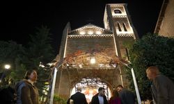 Mersin'de tarihi Katolik Kilisesi'nde Noel ayini yapıldı