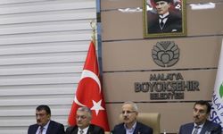 Ulaştırma ve Altyapı Bakanı Uraloğlu, Malatya'da Koordinasyon Toplantısı'na katıldı