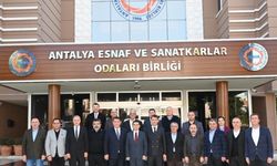 AK Parti'nin Antalya Büyükşehir Belediye Başkan adayı Tütüncü, seçim çalışmalarına başladı: