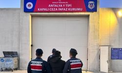 Antalya'da haklarında hapis cezası bulunan 233 hükümlü yakalandı