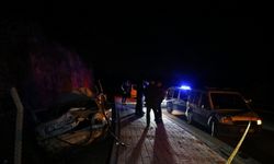 Antalya'da şarampole devrilen otomobildeki 2 kişi öldü, 2 kişi yaralandı