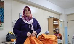 Malatya'da kursiyerler Gazze'deki kadın ve çocuklar için üretiyor