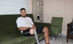 6 ŞUBAT DEPREMLERİNİN BİRİNCİ YILI - Depremde sağ bacağını kaybeden genç, protezle ayağa kalktı