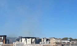Antalya'da şantiyede çıkan yangında 15 konteyner kullanılamaz hale geldi