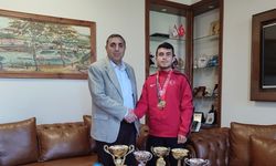Atlet Okan Yumuk'tan Silifke Kaymakamı Aslaner'e ziyaret