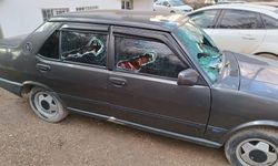 Elbistan’da park halindeki otomobile saldırı 