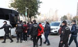 Mersin'de terör örgütü DEAŞ operasyonunda yakalanan 9 şüpheli tutuklandı