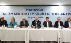 Kültür ve Turizm Bakanı Ersoy, Antalya'da turizm sektörü temsilcileriyle buluştu: