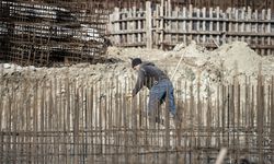 Pazarcık'ta iş yerlerinin inşaatı tüm hızıyla devam ediyor