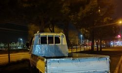 Isparta'da kamyonetle otomobilin çarpıştığı kazada 5 kişi yaralandı