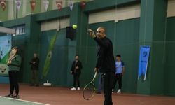 Mersin'de Dünya Kadınlar Günü Tenis Turnuvası yapıldı