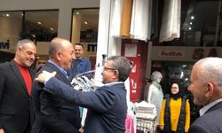 Muratpaşa Belediye Başkan Adayı Manavoğlu, seçim çalışmalarını sürdürdü