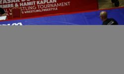 Uluslararası Yaşar Doğu, Vehbi Emre ve Hamit Kaplan Güreş Turnuvası başladı