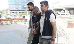 Antalya'da bir kişiyi öldürdükleri iddiasıyla yakalanan 2 kardeşten biri tutuklandı