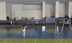 Dörtyol'da badminton  turnuvası düzenlendi