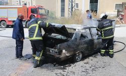 Hatay'da seyir halindeki otomobilde çıkan yangın söndürüldü