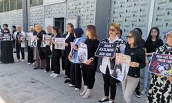 AK Parti Kadın Kolları Teşkilatı Gazze'deki Anneler İçin Meydanda Toplandı