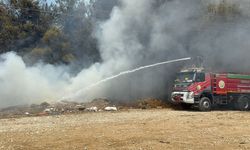 GÜNCELLEME - Antalya'da yerleşim yerleri yakınında yangın çıktı