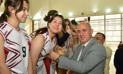 Osmaniye'de genç kızar basketbol il birinciliği müsabakaları yapıldı